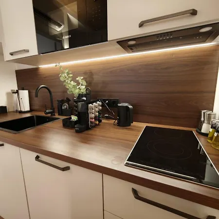 Apartment Homely *